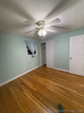 26 Lamphere Road, Waterford, CT 06385