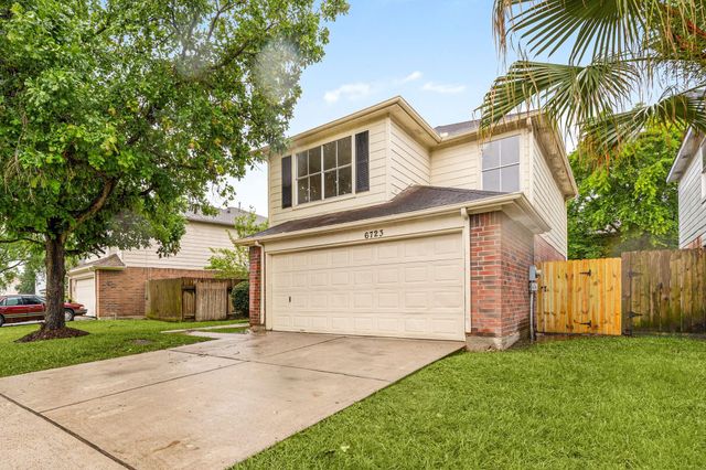 6723 Bayou Crest Drive, Houston, TX 77088