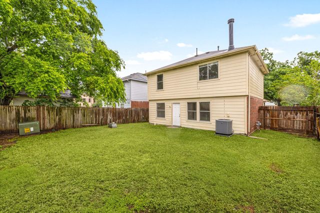 6723 Bayou Crest Drive, Houston, TX 77088