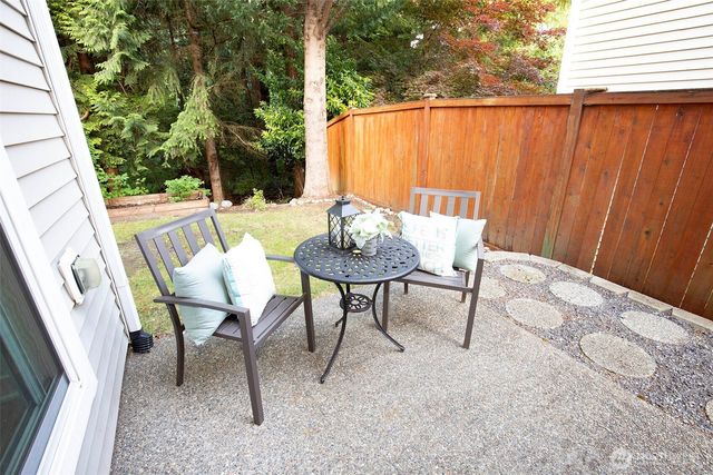 7114 Allman Avenue SE, Snoqualmie, WA 98065