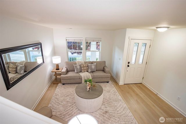7114 Allman Avenue SE, Snoqualmie, WA 98065