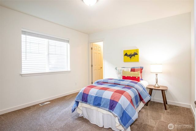 7114 Allman Avenue SE, Snoqualmie, WA 98065