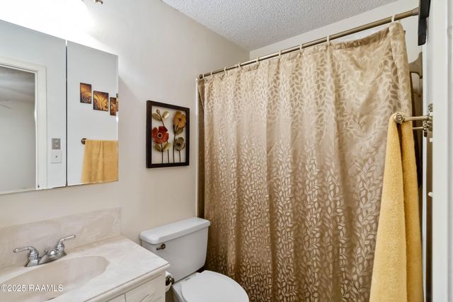 210 Essex Street, Lafayette, LA 70506