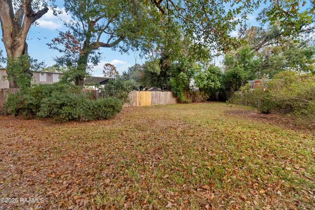 210 Essex Street, Lafayette, LA 70506