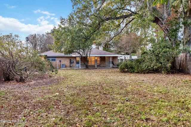 210 Essex Street, Lafayette, LA 70506