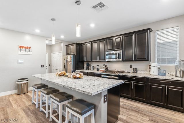 7036 Denio Island Street, North Las Vegas, NV 89084
