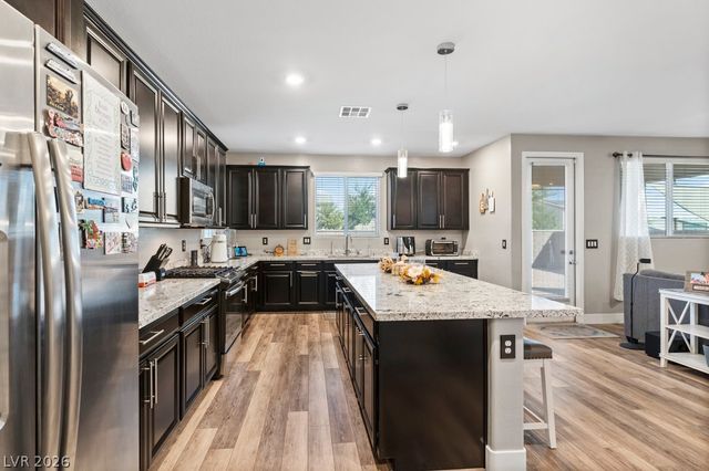 7036 Denio Island Street, North Las Vegas, NV 89084
