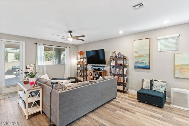 7036 Denio Island Street, North Las Vegas, NV 89084