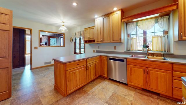 6310 N FOX CHAPEL Trail, Edwards, IL 61528