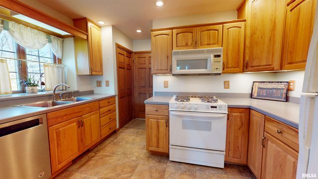 6310 N FOX CHAPEL Trail, Edwards, IL 61528