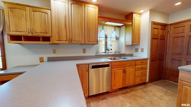 6310 N FOX CHAPEL Trail, Edwards, IL 61528