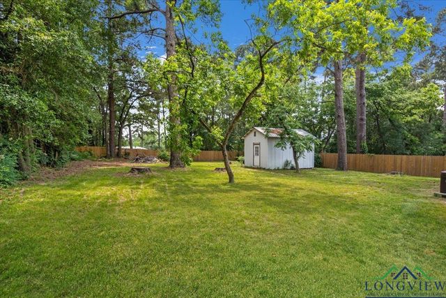 105 Brooksy, Gilmer, TX 75644