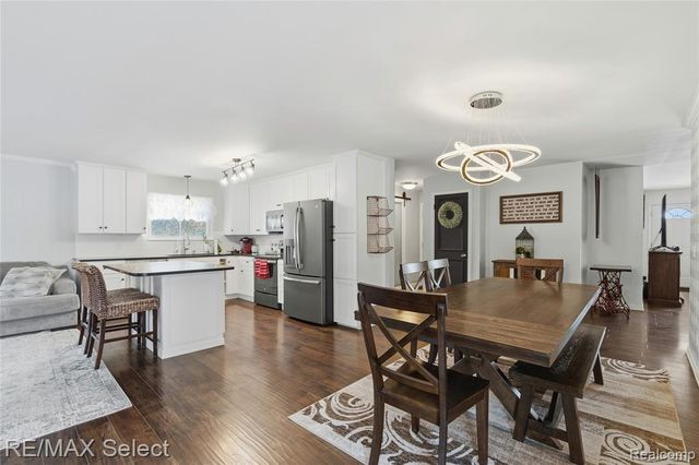 8548 Tim Tam Trail, Flushing, MI 48433