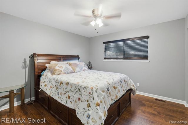 8548 Tim Tam Trail, Flushing, MI 48433