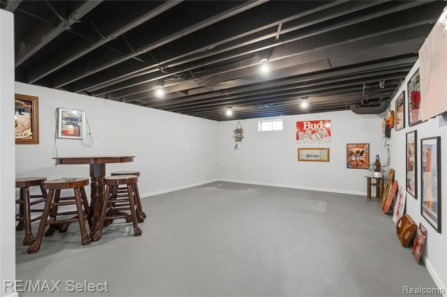 8548 Tim Tam Trail, Flushing, MI 48433