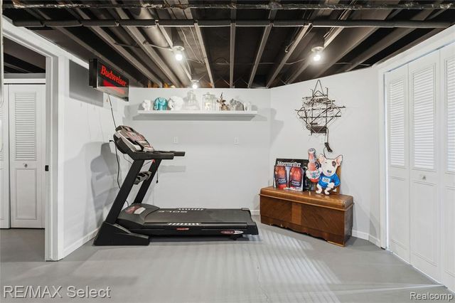 8548 Tim Tam Trail, Flushing, MI 48433