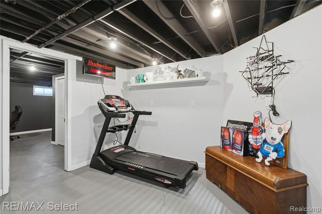 8548 Tim Tam Trail, Flushing, MI 48433