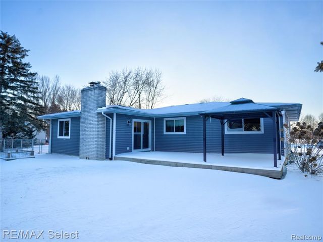 8548 Tim Tam Trail, Flushing, MI 48433