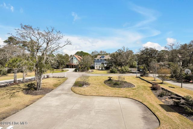 9004 Saint Stephens Place, Wilmington, NC 28412