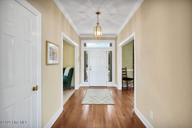 9004 Saint Stephens Place, Wilmington, NC 28412