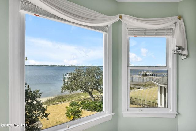 9004 Saint Stephens Place, Wilmington, NC 28412