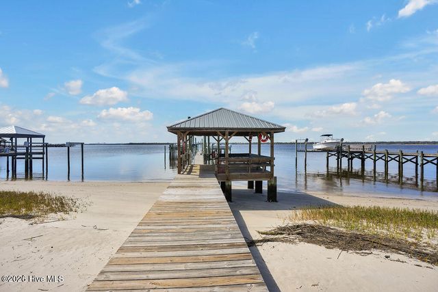 9004 Saint Stephens Place, Wilmington, NC 28412