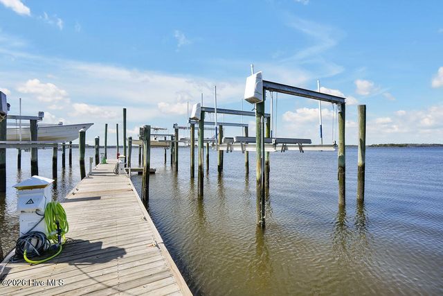 9004 Saint Stephens Place, Wilmington, NC 28412