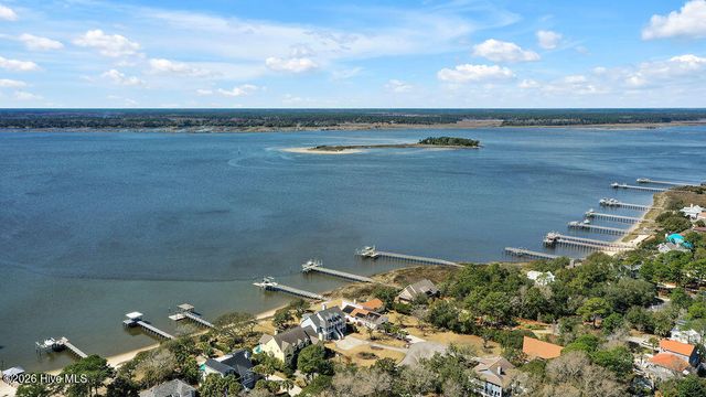 9004 Saint Stephens Place, Wilmington, NC 28412