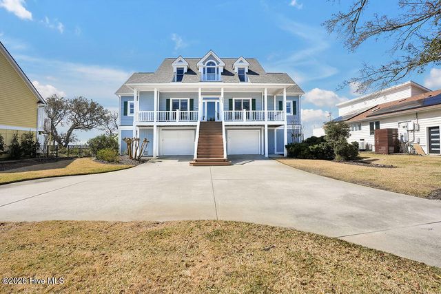 9004 Saint Stephens Place, Wilmington, NC 28412