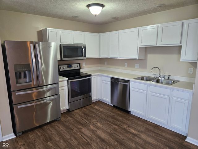 1353 Valley Forge Drive, Indianapolis, IN 46234