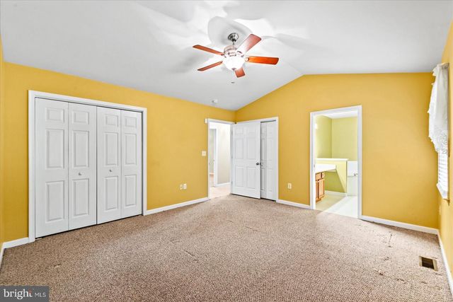 18084 HARDING DR, Bowling Green, VA 22427