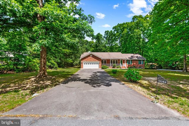 18084 HARDING DR, Bowling Green, VA 22427