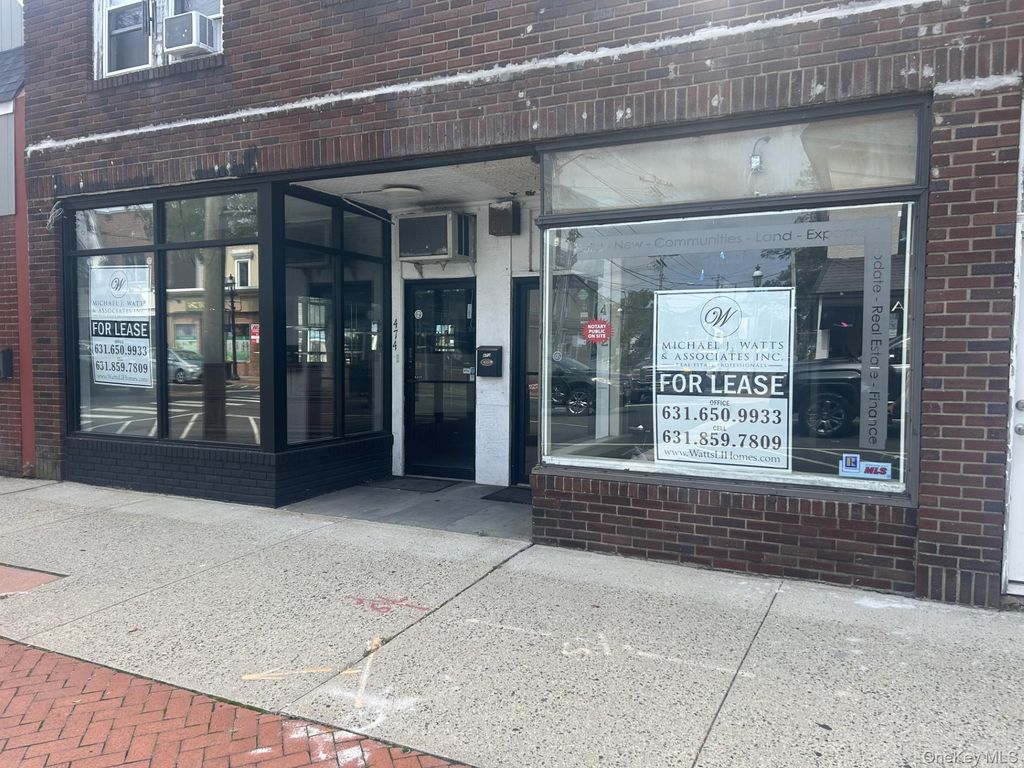 472 Main Street, Islip, NY 11751 — exterior