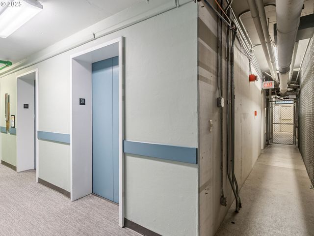 255 Sw HARRISON St 3C, Portland, OR 97201