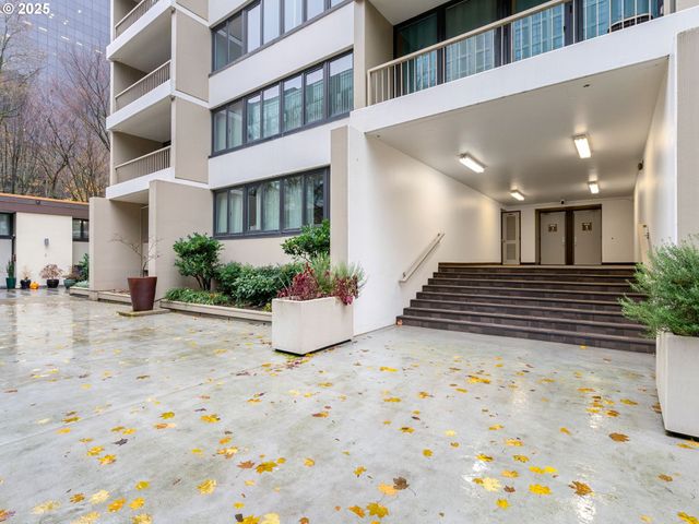 255 Sw HARRISON St 3C, Portland, OR 97201