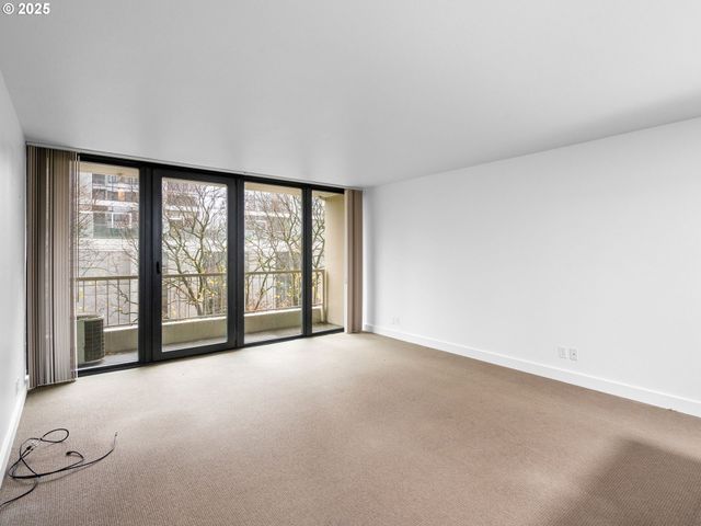 255 Sw HARRISON St 3C, Portland, OR 97201