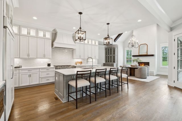 1013 Buena Vista Dr, Franklin, TN 37069