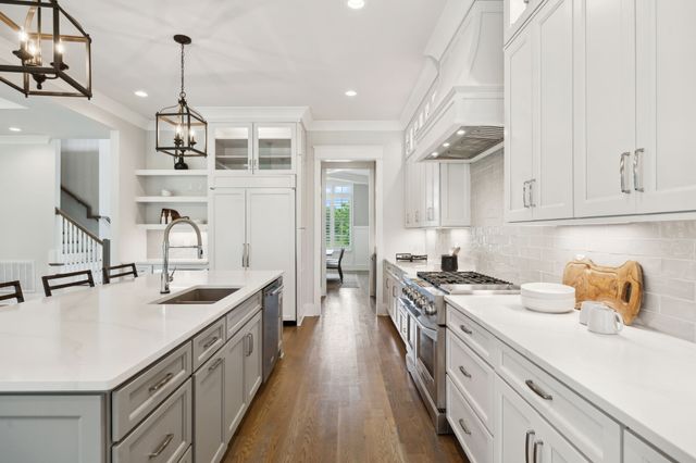 1013 Buena Vista Dr, Franklin, TN 37069