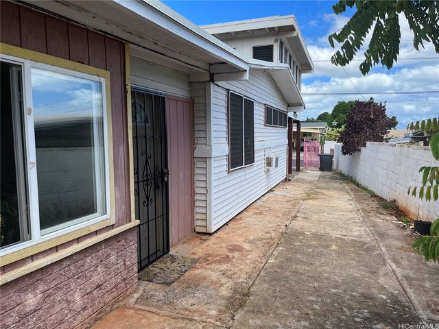 94-372 Haaa Street, Waipahu, HI 96797