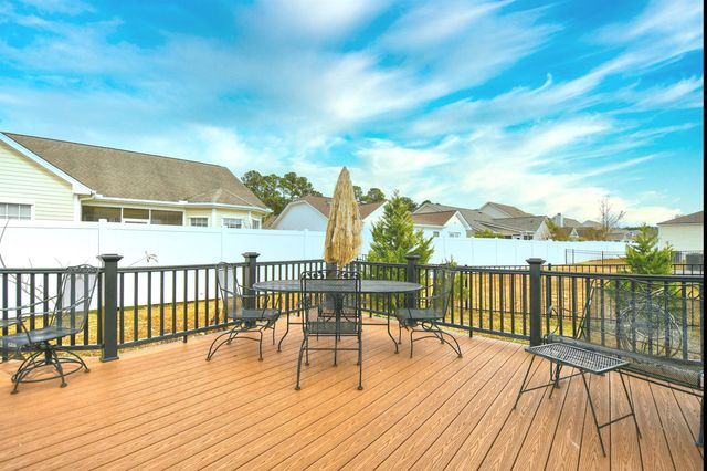 321 Hidden Cove Dr., Little River, SC 29566