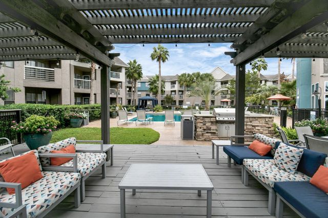 1201 Enterprise Avenue 418, League City, TX 77573