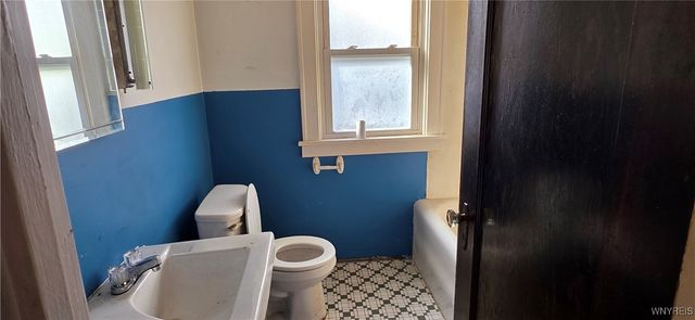 87 Eiseman Avenue, Tonawanda, NY 14217