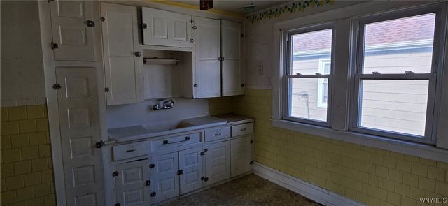 87 Eiseman Avenue, Tonawanda, NY 14217