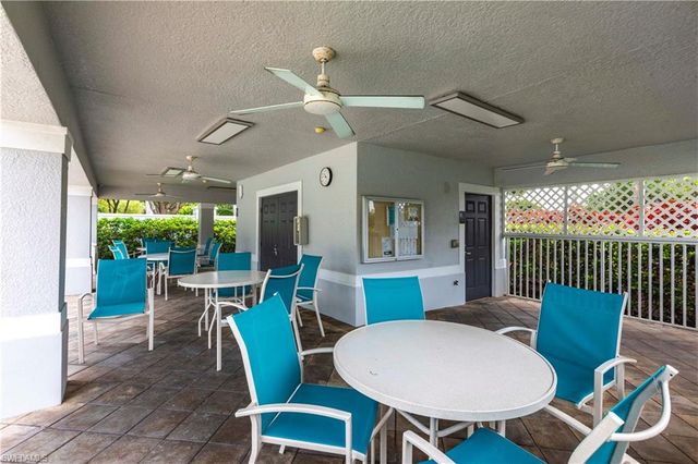 15616 Marcello CIR, Naples, FL 34110