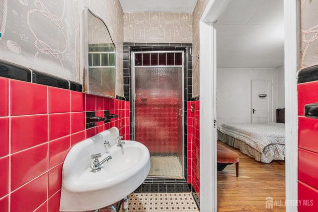 317 Magnolia Street, Highland Park, NJ 08904