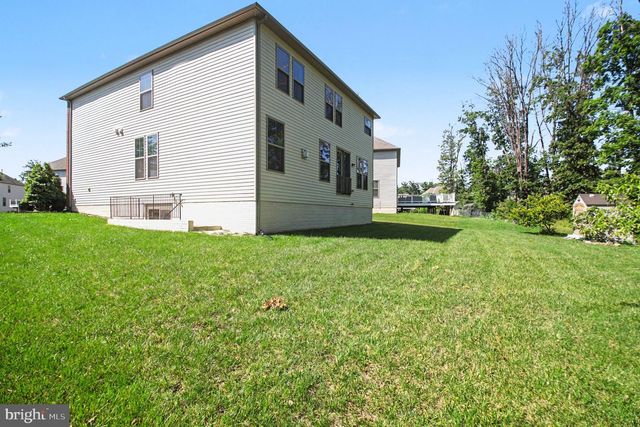 24794 SOMERBY DR, Chantilly, VA 20152