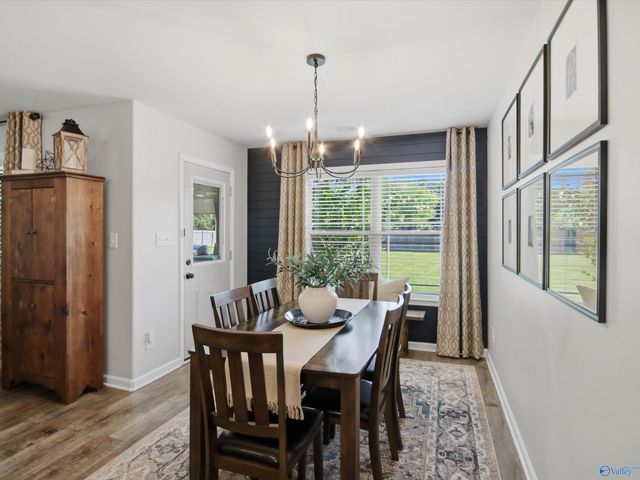 136 Chestnut Cove, Owens Cross Roads, AL 35763