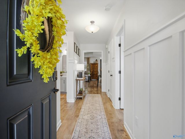 136 Chestnut Cove, Owens Cross Roads, AL 35763