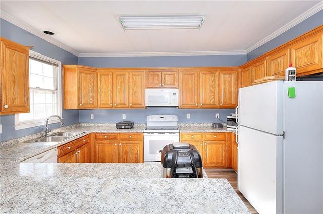 1882 Skidmore Circle, Lawrenceville, GA 30044