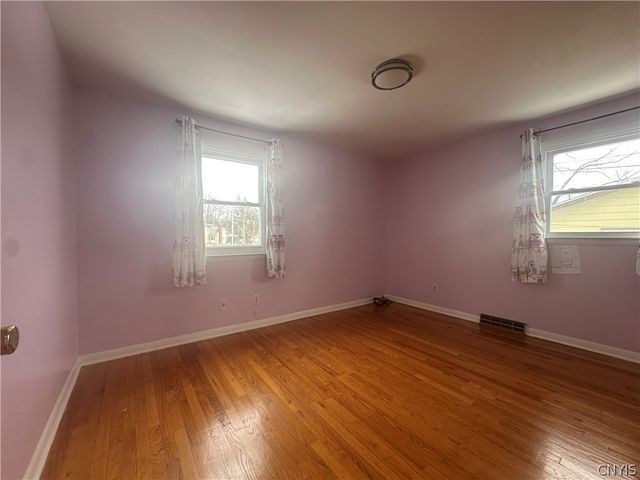 412 Sunflower Drive, Salina, NY 13088